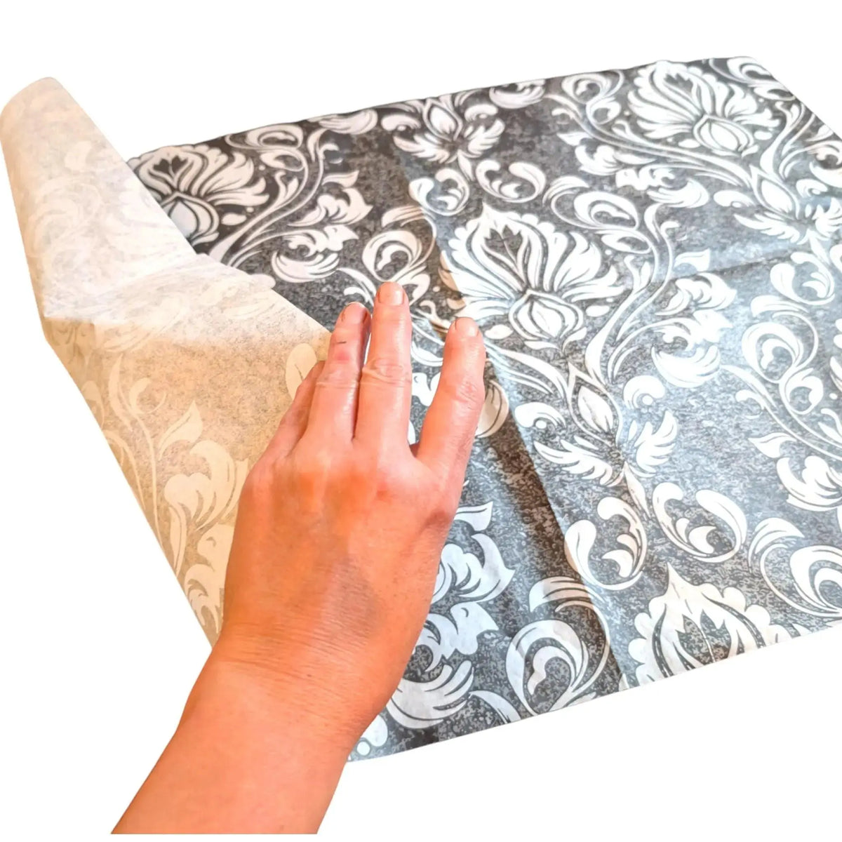 Elegant Damask Decoupage Paper: Transform Furniture with Style and Charm. DIY Furniture Makeover Essential. Gorgeous Damask Decoupage Paper. Transform your furniture and craft projects with our Elegant Damask Decoupage Paper: a stunning DIY furniture makeover essential. Featuring a classic black and white damask pattern, this decorative tissue paper is perfect for adding a touch of timeless elegance and charm to any piece. I deal for furniture upcycling, scrapbooking and home decoration projects