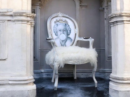 Customizable Upholstered Chair.  Vintage Victorian Chair.   Solid Wood Furniture.  Refurbished Queen Elizabeth Chair Art.  Fur Chair. Elevate your home decor with our stunning Refinished Victorian Vintage Chair, a perfect blend of royal elegance and contemporary charm. Inspired by Queen Elizabeth's regal style, this chair is not just a piece of furniture; it's a statement of sophistication and personality. S Crafted from high-quality solid wood. Vintage white chair. Handmade. Fur Chair