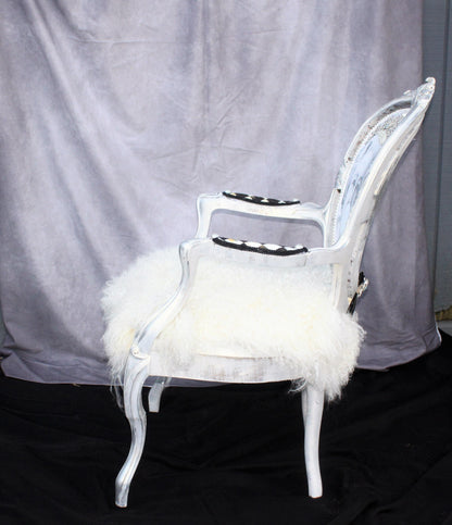 Customizable Upholstered Chair.  Vintage Victorian Chair.   Solid Wood Furniture.  Refurbished Queen Elizabeth Chair Art.  Fur Chair. Elevate your home decor with our stunning Refinished Victorian Vintage Chair, a perfect blend of royal elegance and contemporary charm. Inspired by Queen Elizabeth's regal style, this chair is not just a piece of furniture; it's a statement of sophistication and personality. S Crafted from high-quality solid wood. Vintage white chair. Handmade. Fur Chair