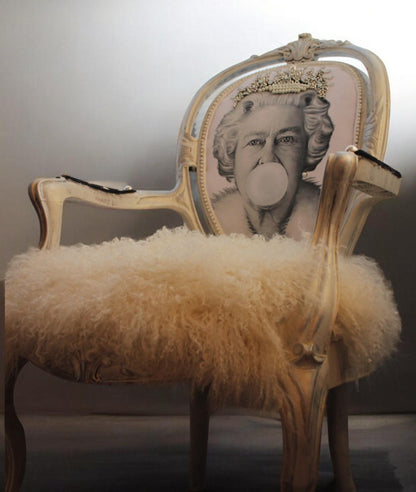 Customizable Upholstered Chair.  Vintage Victorian Chair.   Solid Wood Furniture.  Refurbished Queen Elizabeth Chair Art.  Fur Chair. Elevate your home decor with our stunning Refinished Victorian Vintage Chair, a perfect blend of royal elegance and contemporary charm. Inspired by Queen Elizabeth's regal style, this chair is not just a piece of furniture; it's a statement of sophistication and personality. S Crafted from high-quality solid wood. Vintage white chair. Handmade. Fur Chair