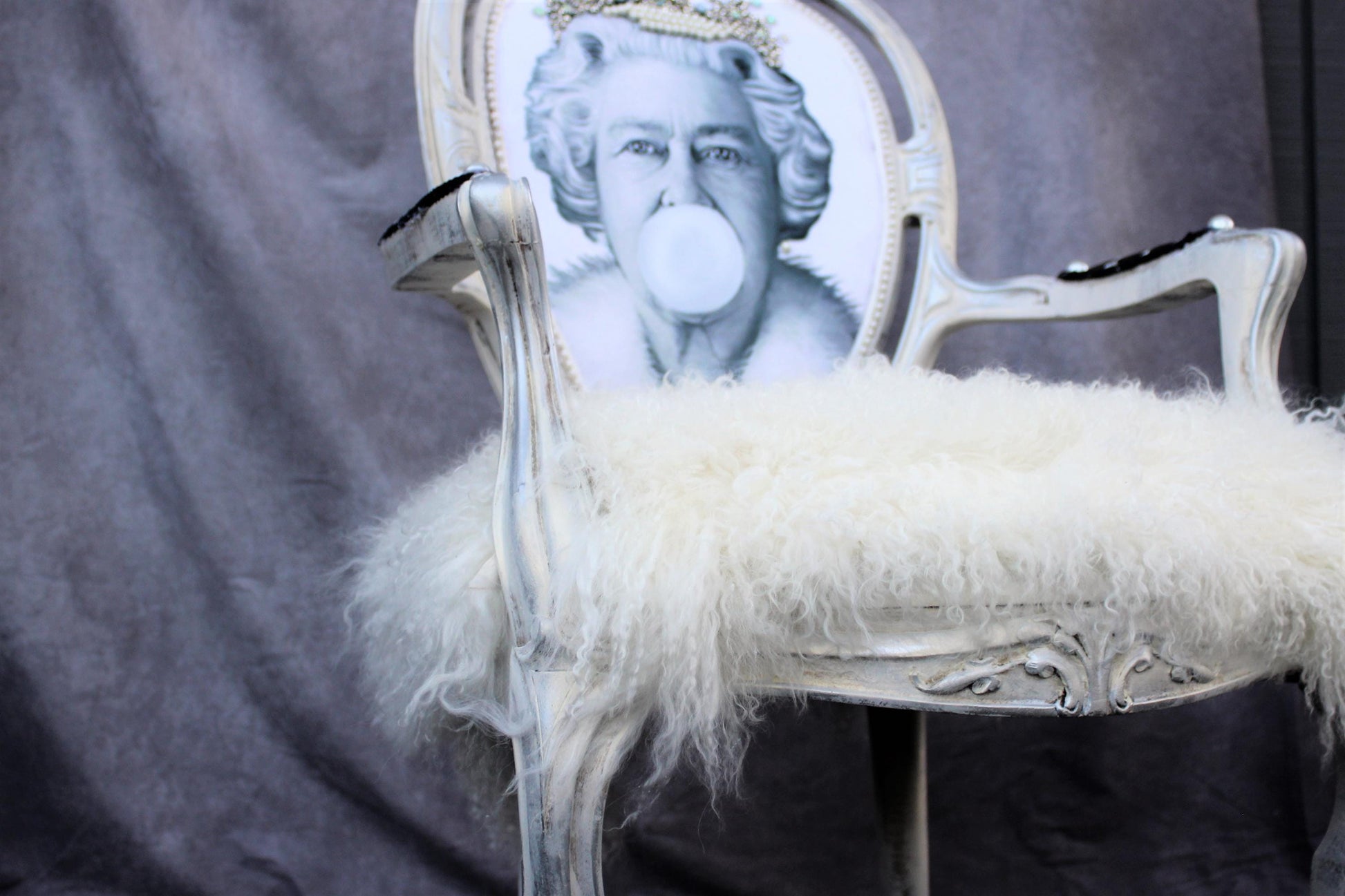 Customizable Upholstered Chair.  Vintage Victorian Chair.   Solid Wood Furniture.  Refurbished Queen Elizabeth Chair Art.  Fur Chair. Elevate your home decor with our stunning Refinished Victorian Vintage Chair, a perfect blend of royal elegance and contemporary charm. Inspired by Queen Elizabeth's regal style, this chair is not just a piece of furniture; it's a statement of sophistication and personality. S Crafted from high-quality solid wood. Vintage white chair. Handmade. Fur Chair