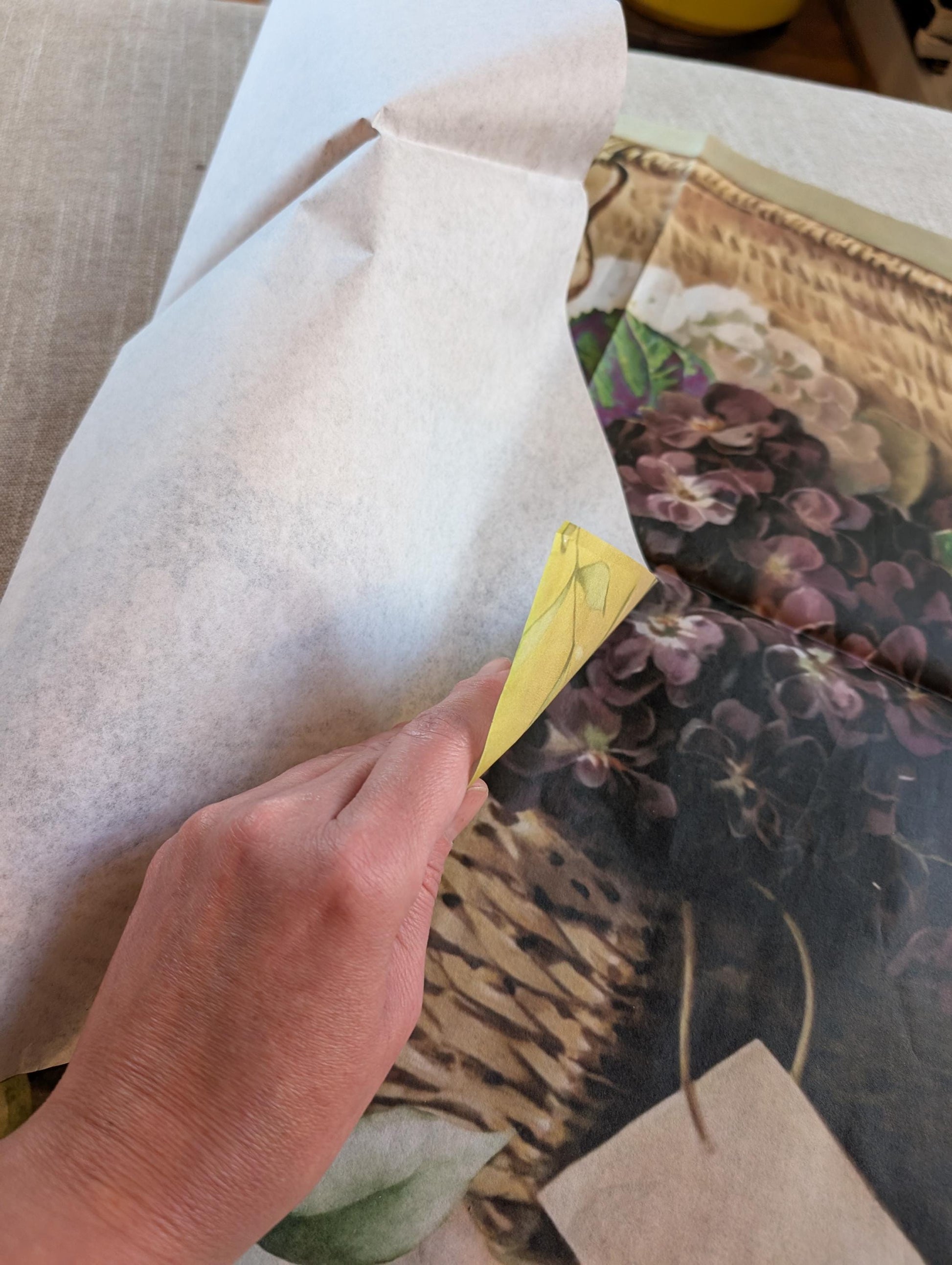 Our Floral Decoupage Paper, is a perfect choice for furniture upcycling, DIY crafts, and artistic decor projects. Made by Pieces Reclaimed by Dina, this vibrant tissue paper features a stunning, eye-catching floral design that will elevate any furniture makeover or craft endeavor. Whether you're creating custom furniture transfers, decoupage napkins, or adding decorative accents to your home, this lightweight and durable paper is designed to deliver smooth, flawless application every time.