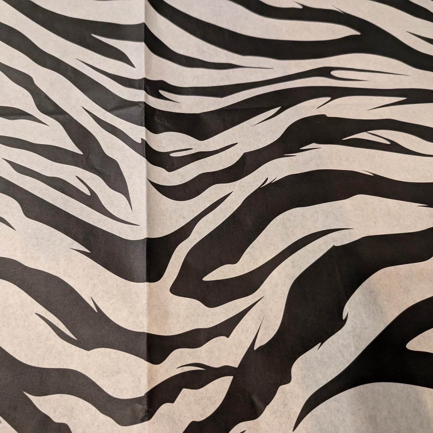 Animal Print Decoupage Paper: White and Black Tissue Napkins  Furniture Upcycling, DIY Crafts (29x21 inches). Transform your DIY projects with this stunning animal print decoupage paper featuring a bold leopard design. Perfect for furniture upcycling, home remolding, and craft enthusiasts, this tissue paper adds a touch of wild elegance to any surface. Each sheet measures 29 by 21 inches, crafted from high-quality, thin yet durable tissue paper that’s easy to work with on wood, metal, and glass