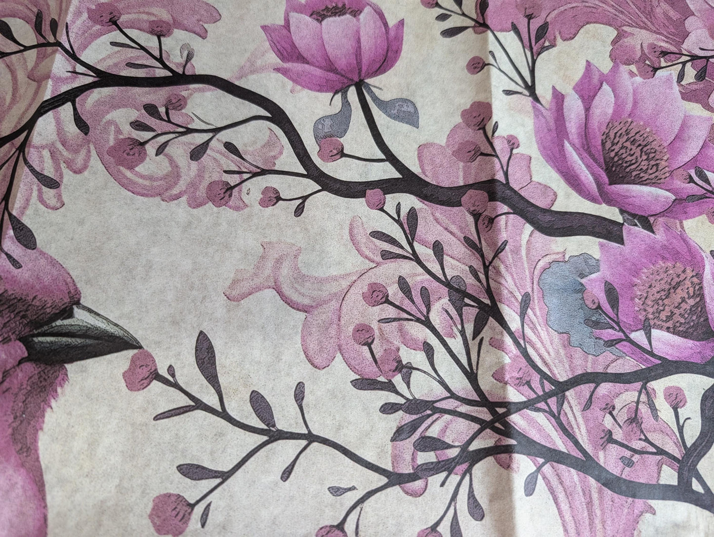 Transform your next project with this stylish decoupage paper—your imagination is the limit!
Transform your furniture with our exquisite decoupage paper, designed to inspire creativity and elevate your home decor! This beautifully crafted decoupage paper is perfect for DIY enthusiasts and interior design lovers alike. With a variety of stunning patterns and designs, our decoupage paper allows you to breathe new life into your furniture pieces, creating unique and personalized stylish accents