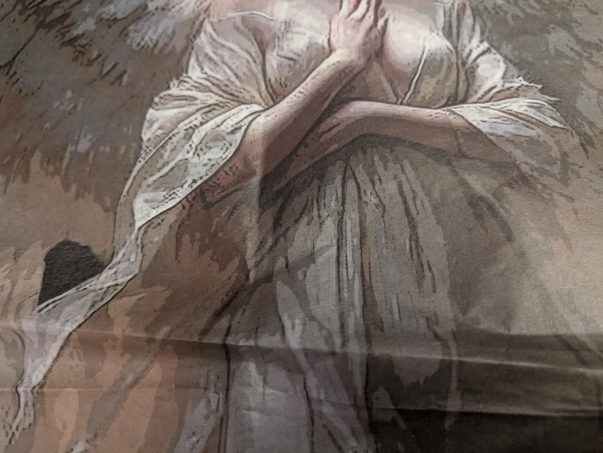 Angel Decoupage Paper. Transform your DIY projects with this exquisite Angel Decoupage Paper, perfect for furniture upcycling, home decor, and Christmas crafts. Designed for creative enthusiasts and interior decorators alike, this high-quality rice paper allows you to add a touch of elegance and artistry to any surface. Whether refurbishing vintage furniture, crafting unique wall art, or creating festive holiday decorations, this decoupage paper opens up endless creative possibilities.