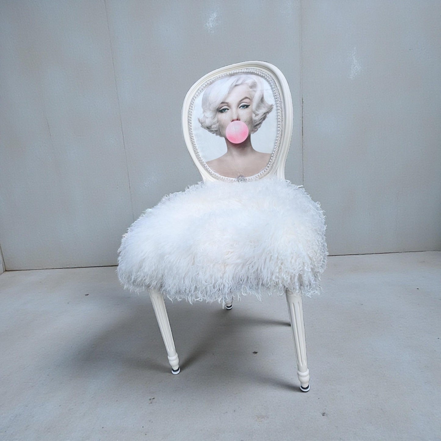 Marilyn Monroe Painted Chair Vintage. Discover the charm of the Marilyn Monroe Painted Chair Vintage Hollywood Decor Pop Art Vanity Accent Unique Bedroom Furniture Statement Piece—a timeless addition that transforms any space with iconic glamour and artistic flair. This chair is more than just seating; it’s a conversation starter and a tribute to classic Hollywood style, designed to stand out in your bedroom or vanity area while offering a distinctive blend of comfort and vintage appeal.