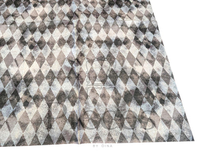 Decoupage paper black and white distressed diamond seamless pattern. Paper Transform your DIY projects with this stunning Large Decoupage Paper featuring a classic diamond distressed seamless pattern in bold black and white. Perfect for crafters, home decorators, and upcycling enthusiasts, this tissue paper elevate furniture, home decor, and craft projects into personalized masterpieces. Perfect for redesigning vintage furniture, creating unique wall art, or embellishing glass and metal surface.