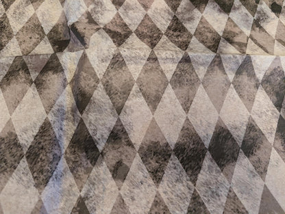 Decoupage paper black and white distressed diamond seamless pattern. Paper Transform your DIY projects with this stunning Large Decoupage Paper featuring a classic diamond distressed seamless pattern in bold black and white. Perfect for crafters, home decorators, and upcycling enthusiasts, this tissue paper elevate furniture, home decor, and craft projects into personalized masterpieces. Perfect for redesigning vintage furniture, creating unique wall art, or embellishing glass and metal surface.