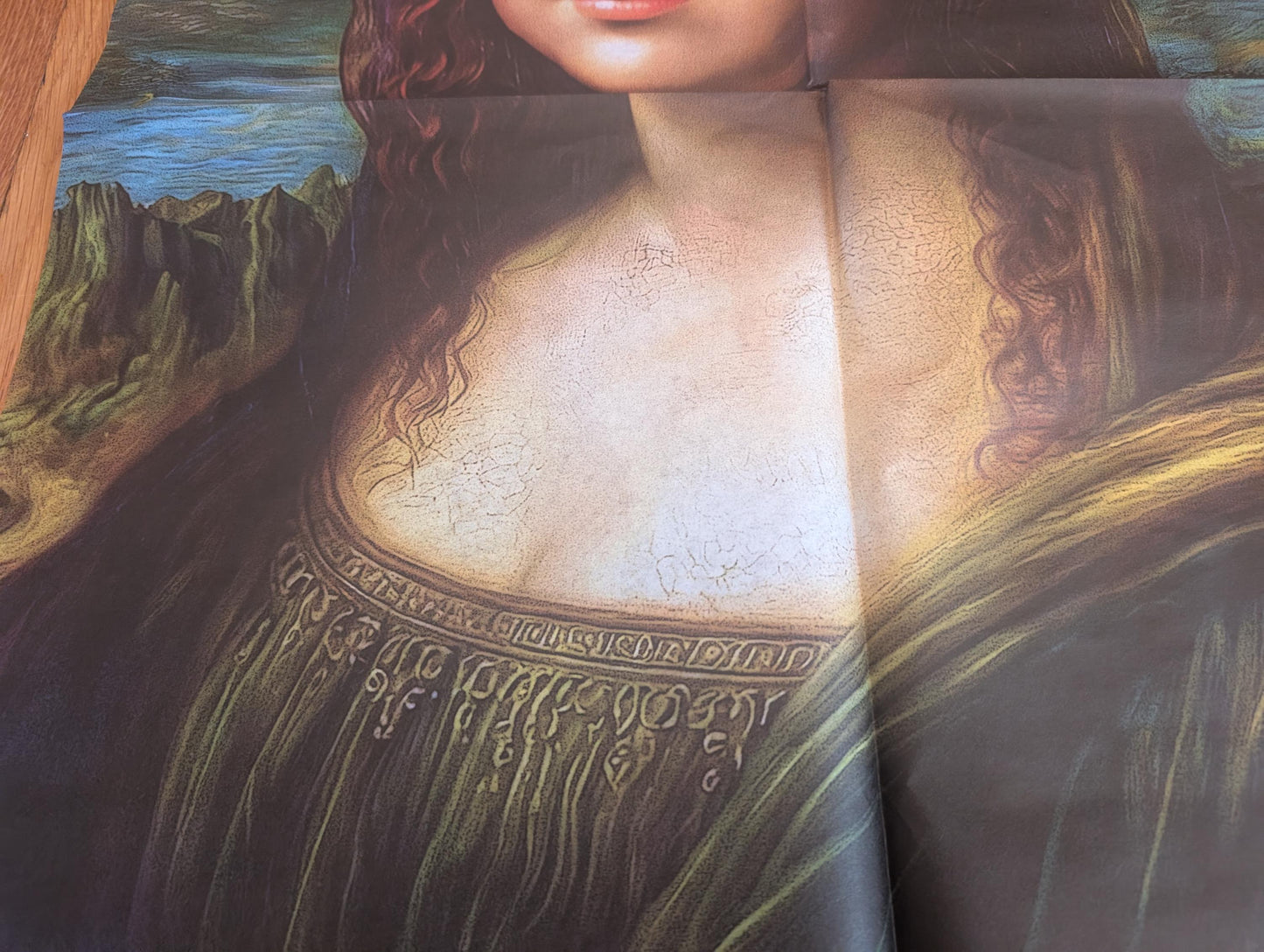 Transform your furniture and art projects with this stunning, large decoupage paper featuring a color-enhanced reproduction of Leonardo da Vinci's iconic Mona Lisa. Crafted from high-quality tissue paper. This decoupage paper Mona Lisa print, provide ample material for creative DIY upcycling and home remodeling. The delicate yet durable tissue allows for seamless layering and easy application on wood, metal, glass, and more, making it perfect for both DIY enthusiasts and professional crafters.