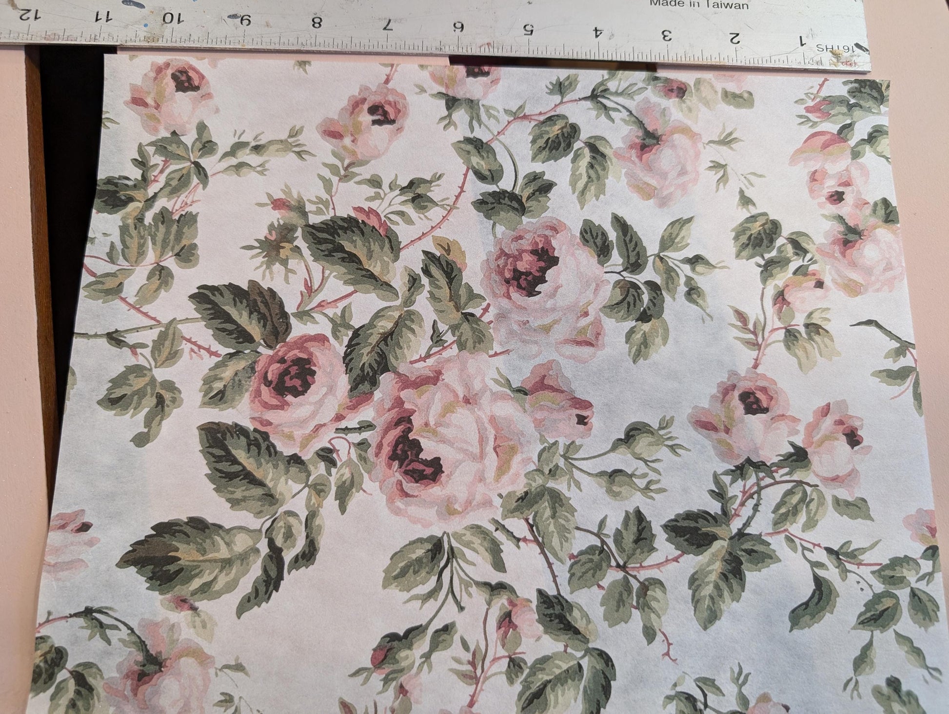 Seamless Pattern Floral Decoupage Paper for Furniture Upcycling. Transform your furniture and crafts with our  Floral Decoupage Paper, a perfect DIY craft supply for home decor makeovers. Seamless floral patter. This vibrant tissue paper features an eye-catching floral design that brings a fresh, artistic touch to any project. Created by Pieces Reclaimed by Dina, this decoupage paper is ideal for upcycling furniture, creating custom decor pieces, or adding floral flair to your craft portfolio.
