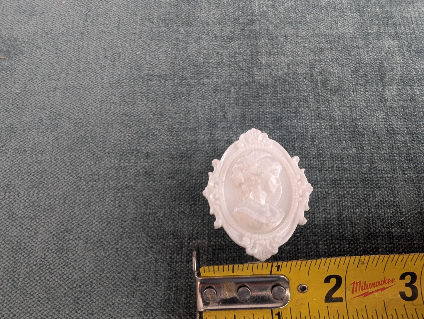 Add a touch of gothic elegance to your furniture with this stunning 3D-printed Cameo Cabinet Drawer Pull. Designed to elevate your cabinetry, this drawer knob combines vintage charm with modern craftsmanship, making it perfect for furniture hardware, wardrobe handles, kitchen hardware, and bathroom remodels. Crafted with attention to detail, this gothic-inspired drawer pull features intricate carved accents that evoke a sense of timeless sophistication.